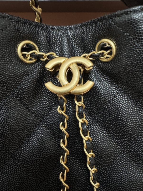 CHANEL 25 Chain Shoulder Bag -10A Version