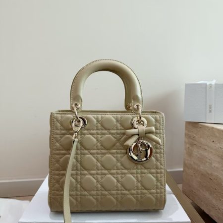 Dior Medium Lady Dior My ABC Dior Bag with bow - Image 4