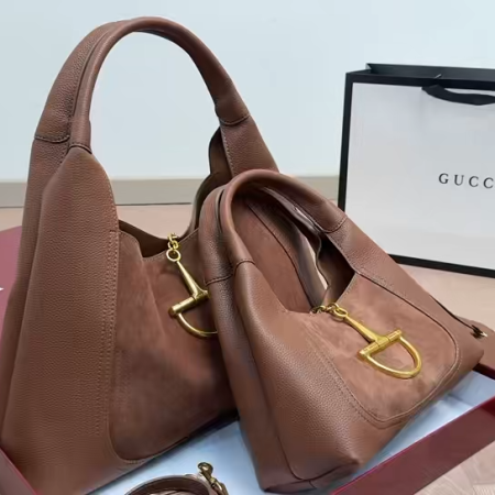 Gucci's New Tote Bag - Image 2