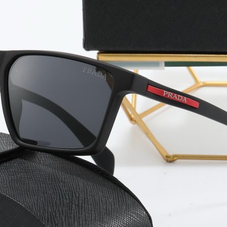 Prada Fashionable Sunglasses - Image 7