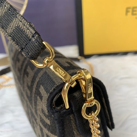Fendi Baguette Mini Bag - Image 4
