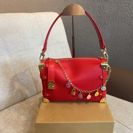 LV Trunk Chain Bag - Image 4