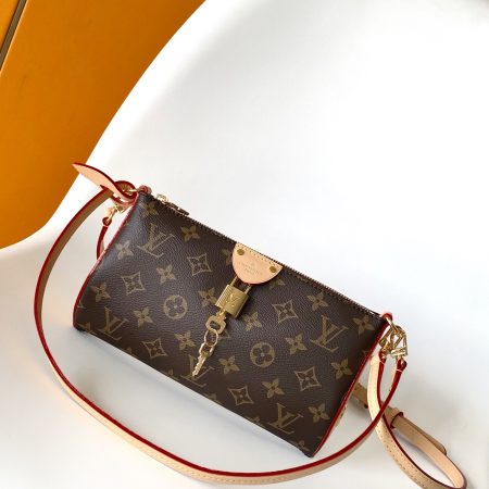 LV Pochette Tirette Clutch