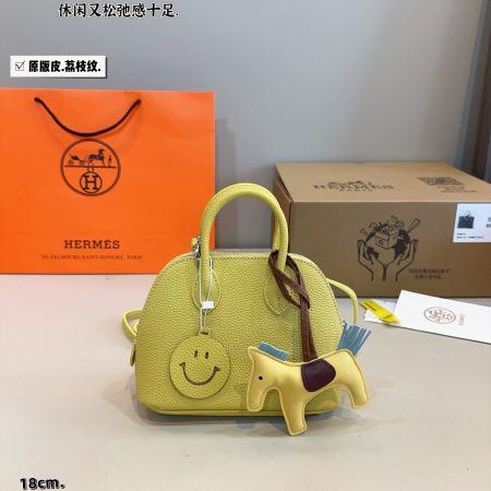 Hermès Mini Shell Bag - Image 6