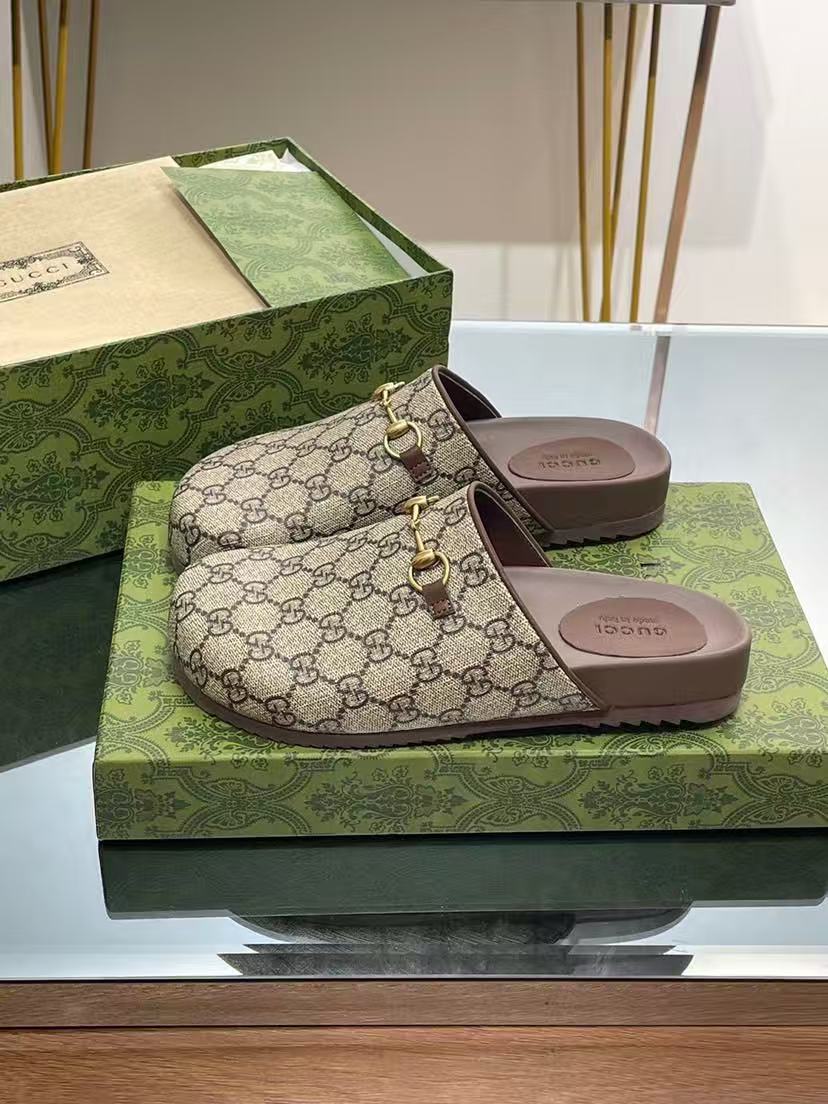 Gucci Horsebit mule in GG Supreme - Image 5