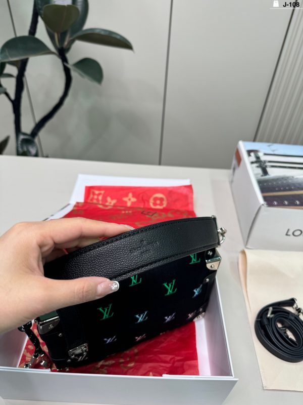 LV Side Trunk Bag