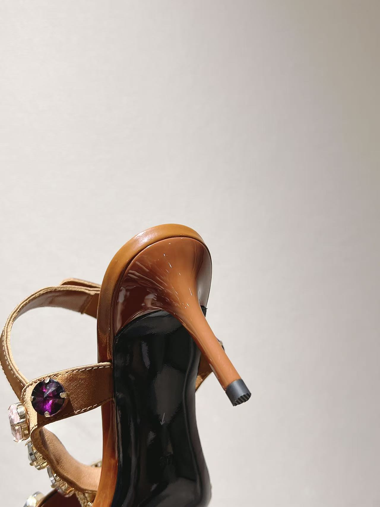Dolce & Gabbana Straw Sandals - Image 11