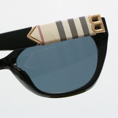 Burberry Fashionable Sunglasses - Image 9