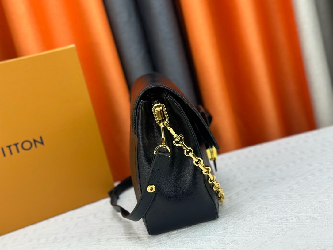 LV Smooth Dauphine MM Black Bag - Image 3