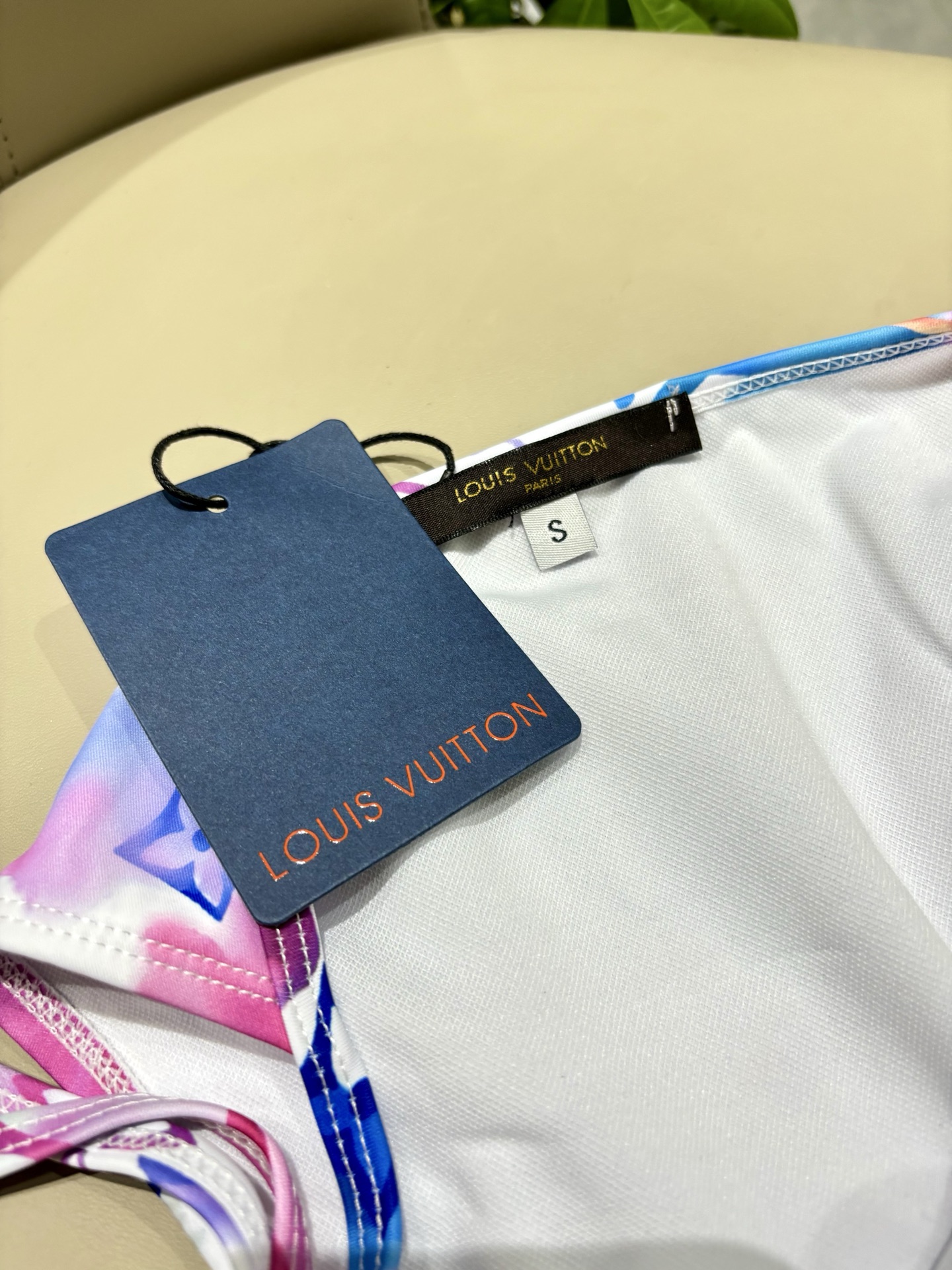 LV Two-Piece Swimsuit Swimwear - Image 11