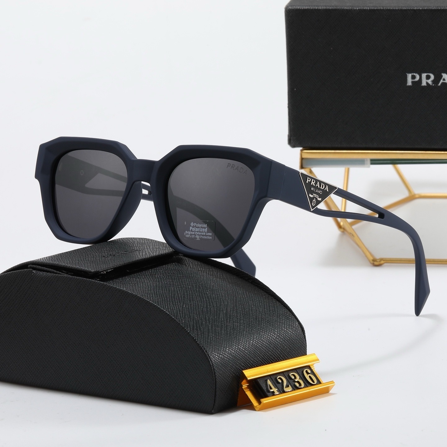 Prada Fashionable Sunglasses - Image 5
