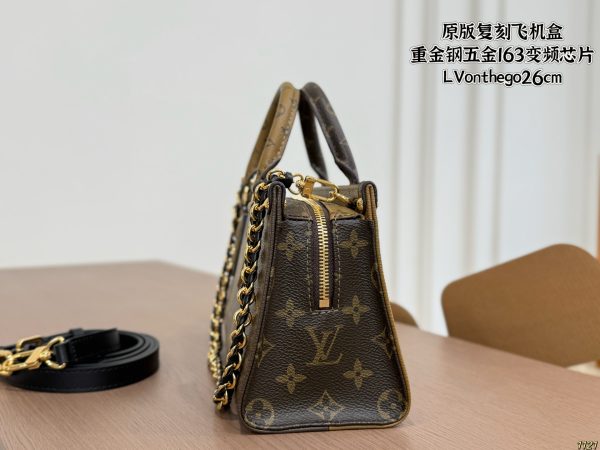 LV OnTheGo Horizontal Jungle Tote