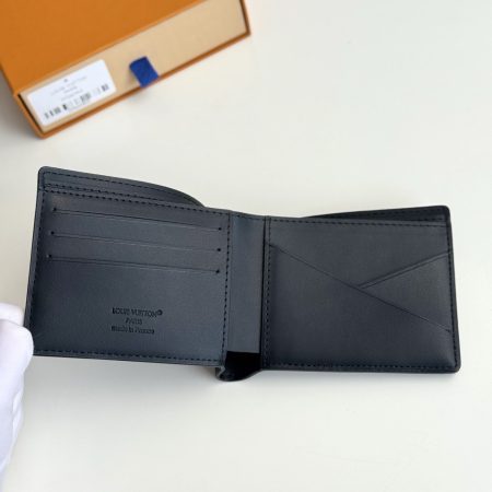 LV Multiple Wallet - Image 3