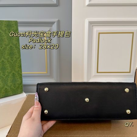 Gucci Padlock Shoulder Bag - Image 6