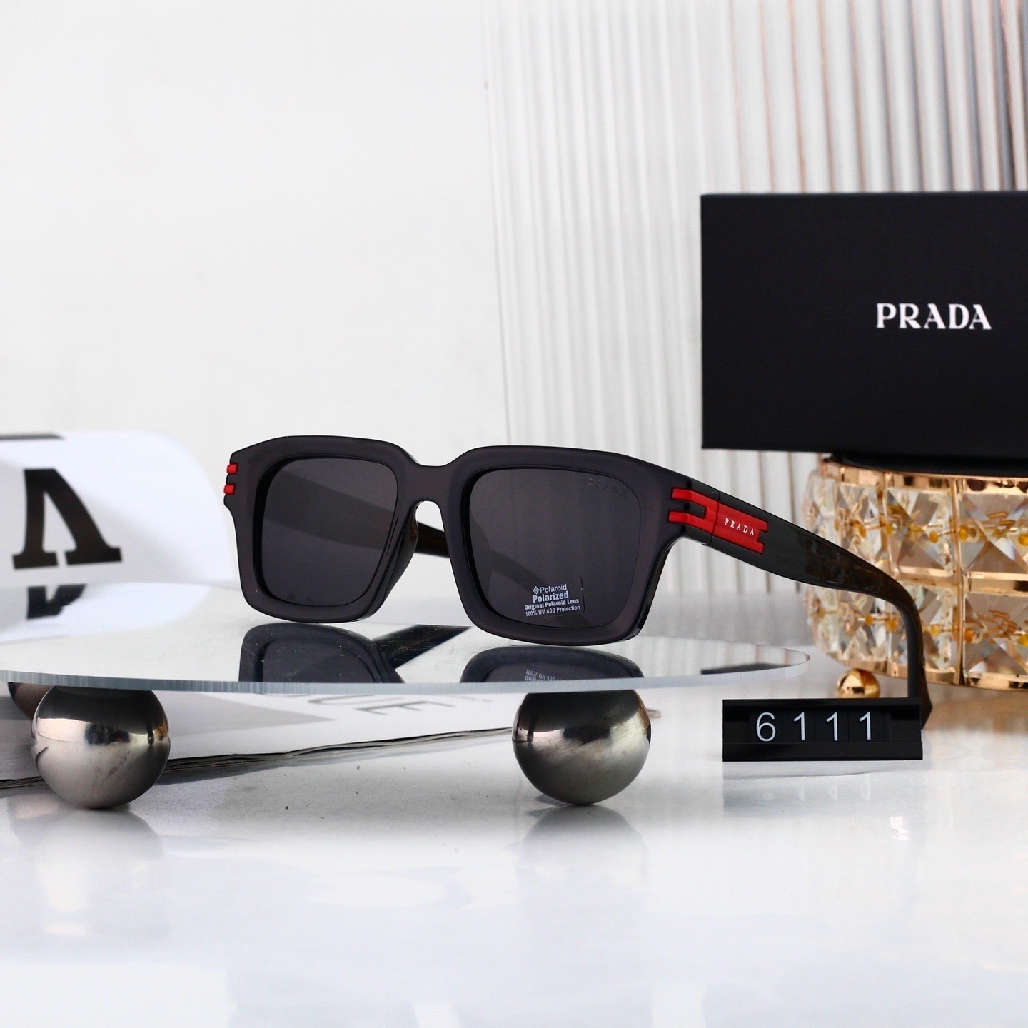Prada Fashionable Sunglasses - Image 3