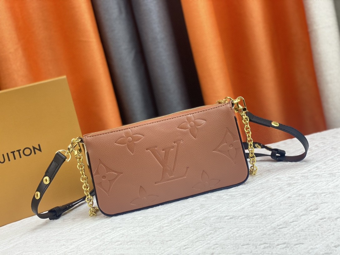 LV  Multi Pochette Bag - Image 6