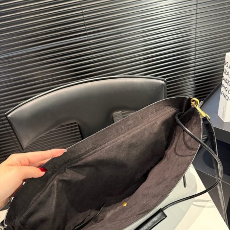 Celine Soft Triomphe Bag - Image 12