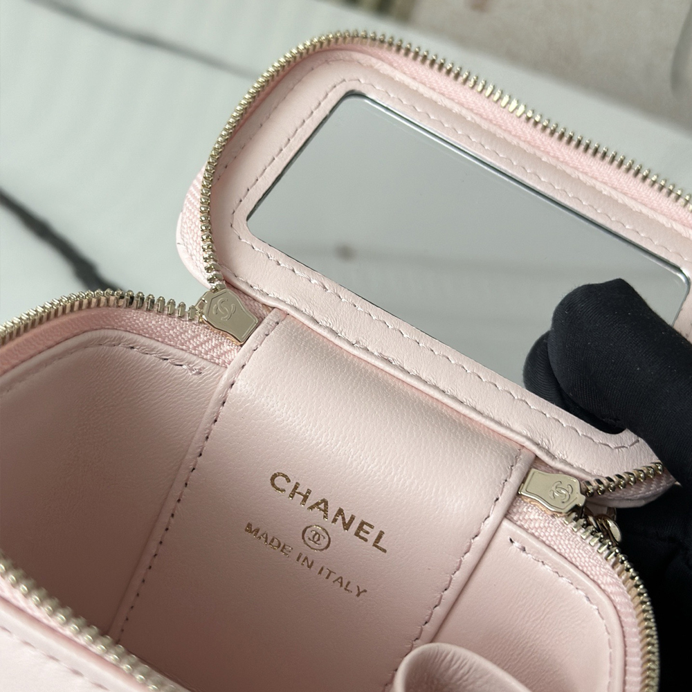 Chanel Lambskin Quilted Top Handle Mini Vanity Case With Chain Light Pink - Image 5