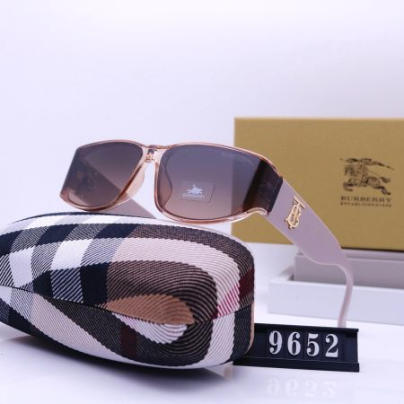 Burberry Fashionable Sunglasses - Image 4