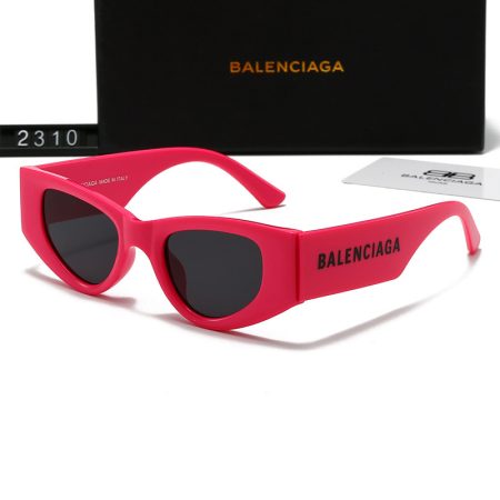 Balenciaga Fashionable Sunglasses - Image 2