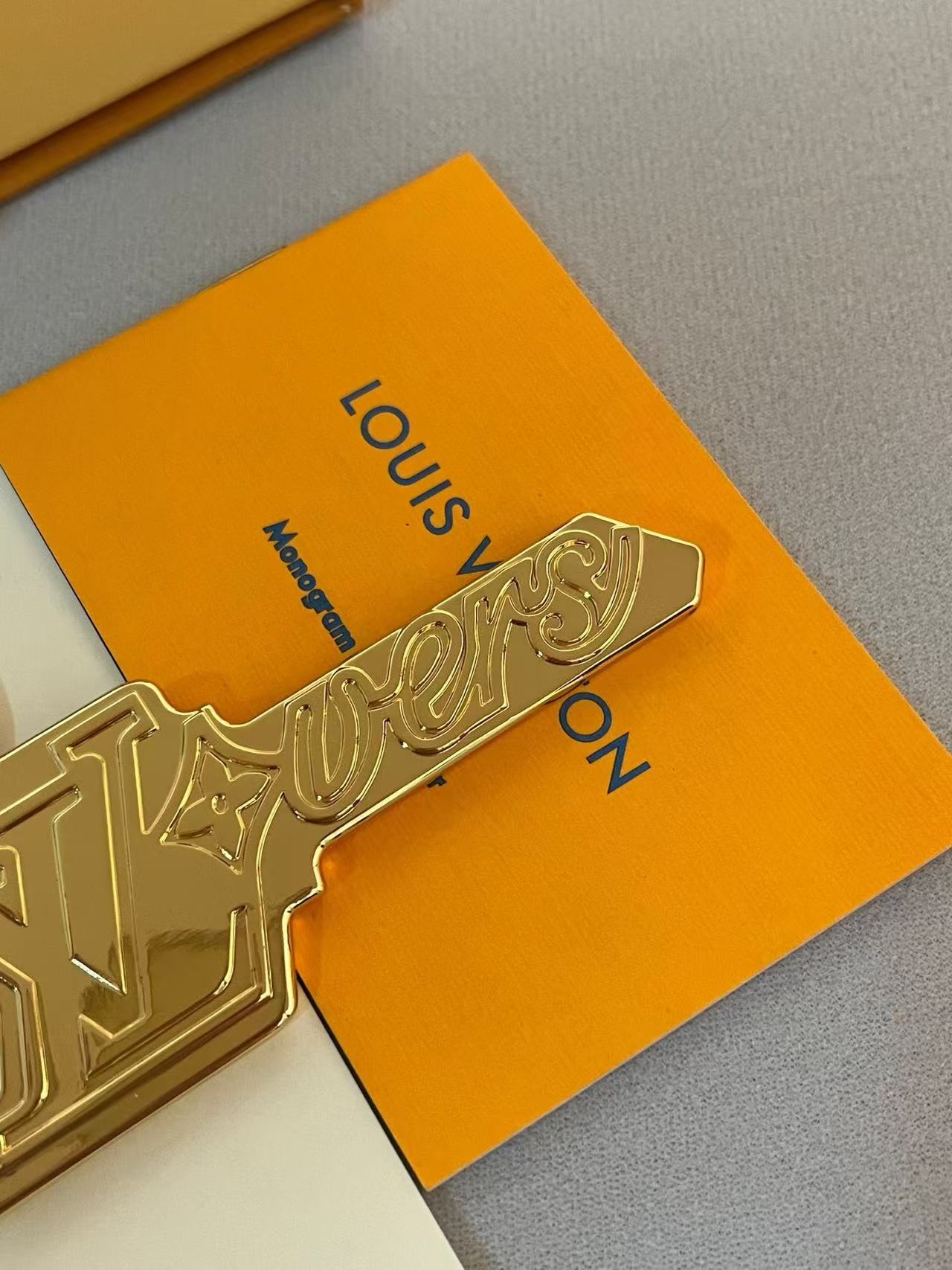 LV Key Bag Charm - Image 5