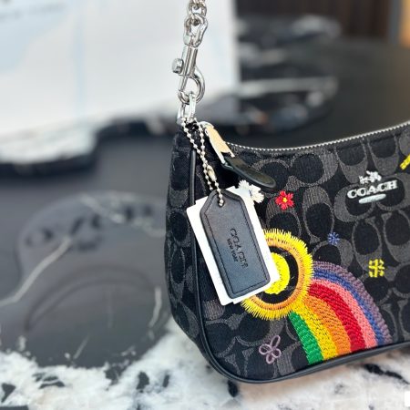Coach Teri Underarm Bag - Image 4