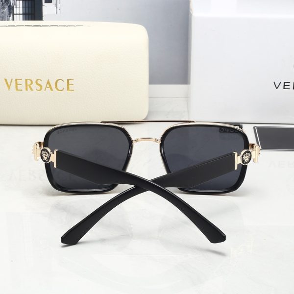Versace Fashionable Sunglasses