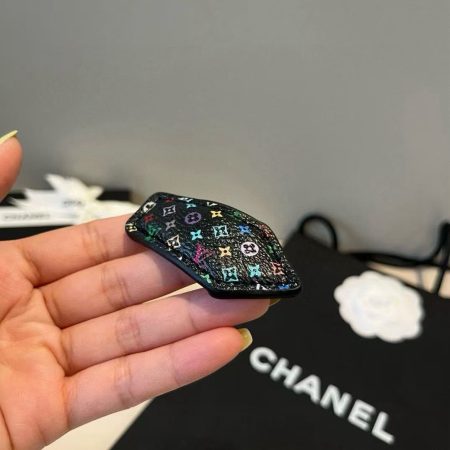 LV new hair clips - Image 2