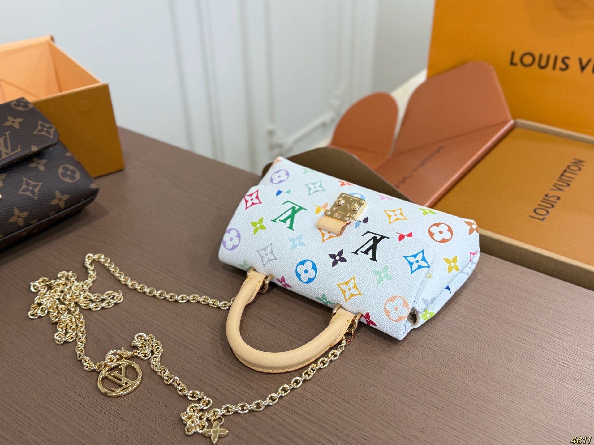 LV Madeleine Bag - Image 7