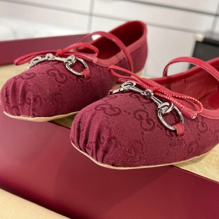 Gucci Ballet shoes with a bow and square toe - Image 4