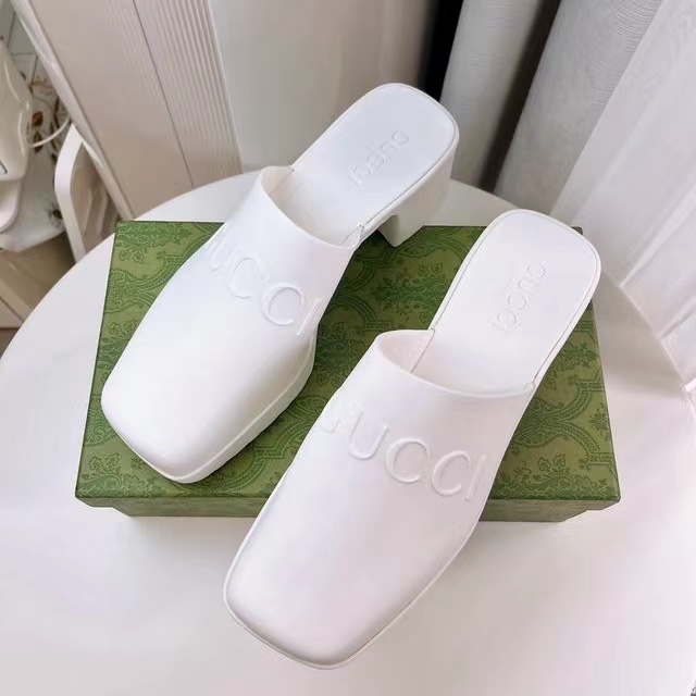 Gucci Shoes Open-Heel Bun Embossed Logo Chunky Heel Slide Sandal - Image 7
