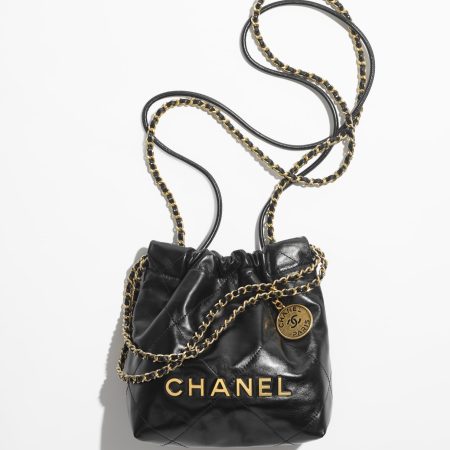 CHANEL 22 MINI HANDBAG Shiny Calfskin & Gold-Tone Metal Black