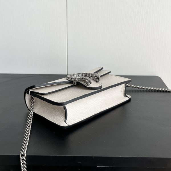 GUCCI Leather Dionysus MiniChain Bag.