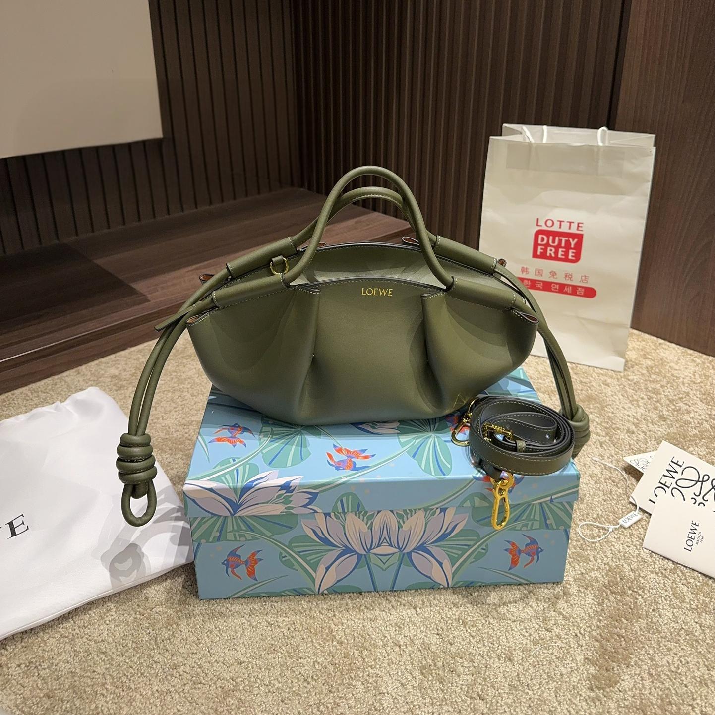 Loewe Shiny Nappa Calfskin Paseo Bag - Image 6