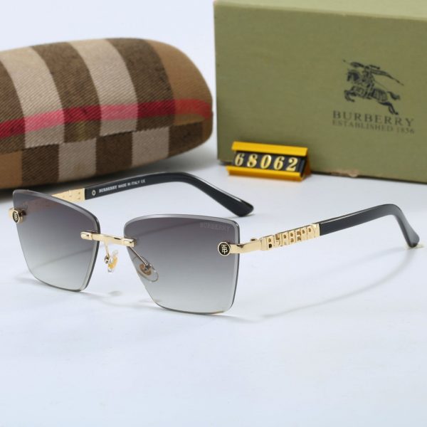 Burberry Fashionable Sunglasses
