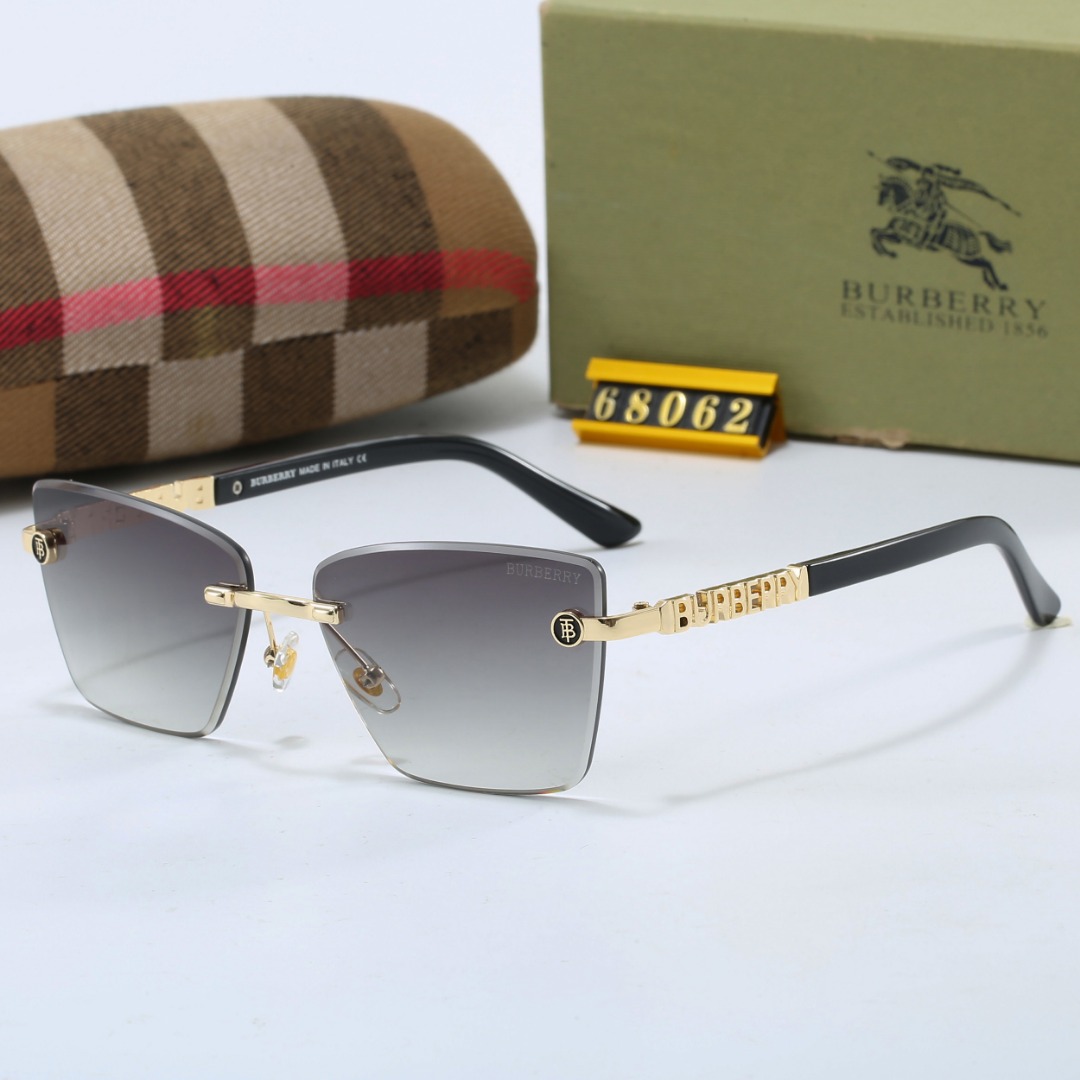 Burberry Fashionable Sunglasses - Image 3