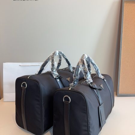 Prada duffle bag - Image 2