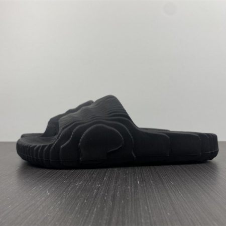 Yeezy Slide new collection 5 - Image 2