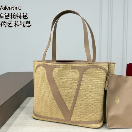 Valentino Garavani VivaSuperstar large shopping bag - Image 5