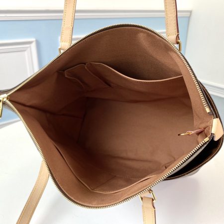 LV Monogram Totally GM - Image 8