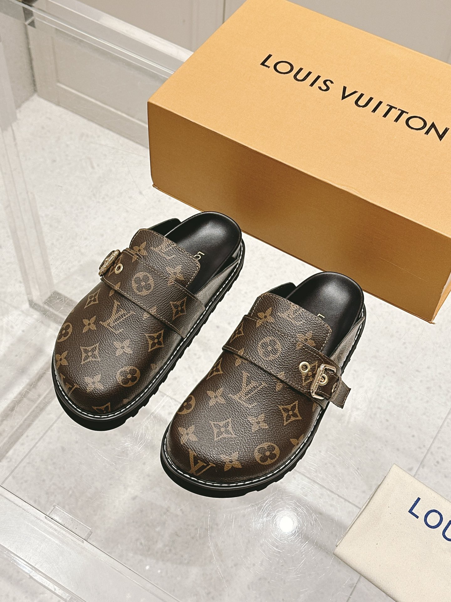 LV Cosy Flat Comfort Clog Sandals - Image 1