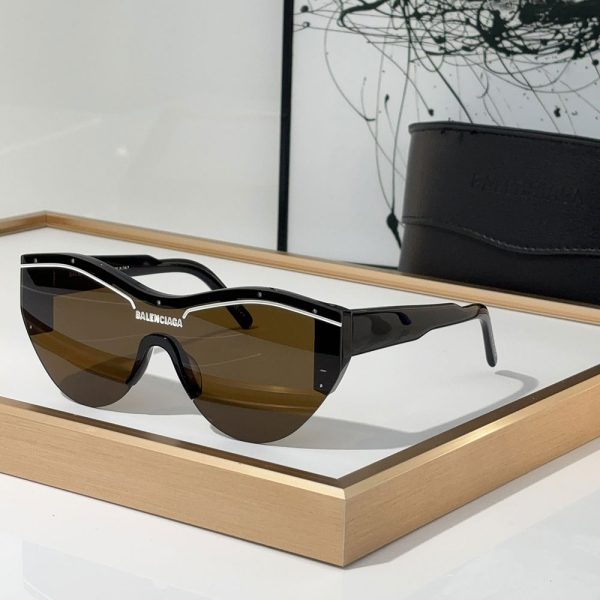 Balenciaga Mirror Logo  Sunglasses Top quality