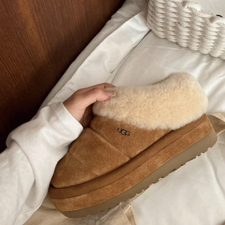 UGG Women's Tazzlita - Image 4