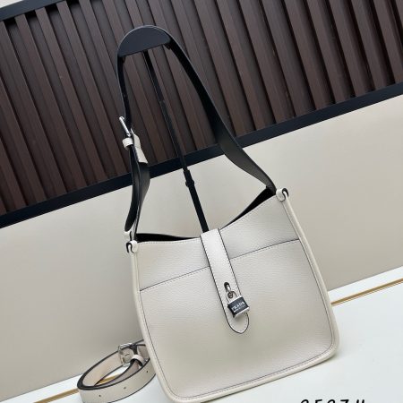 Prada black shoulder bag - Image 6