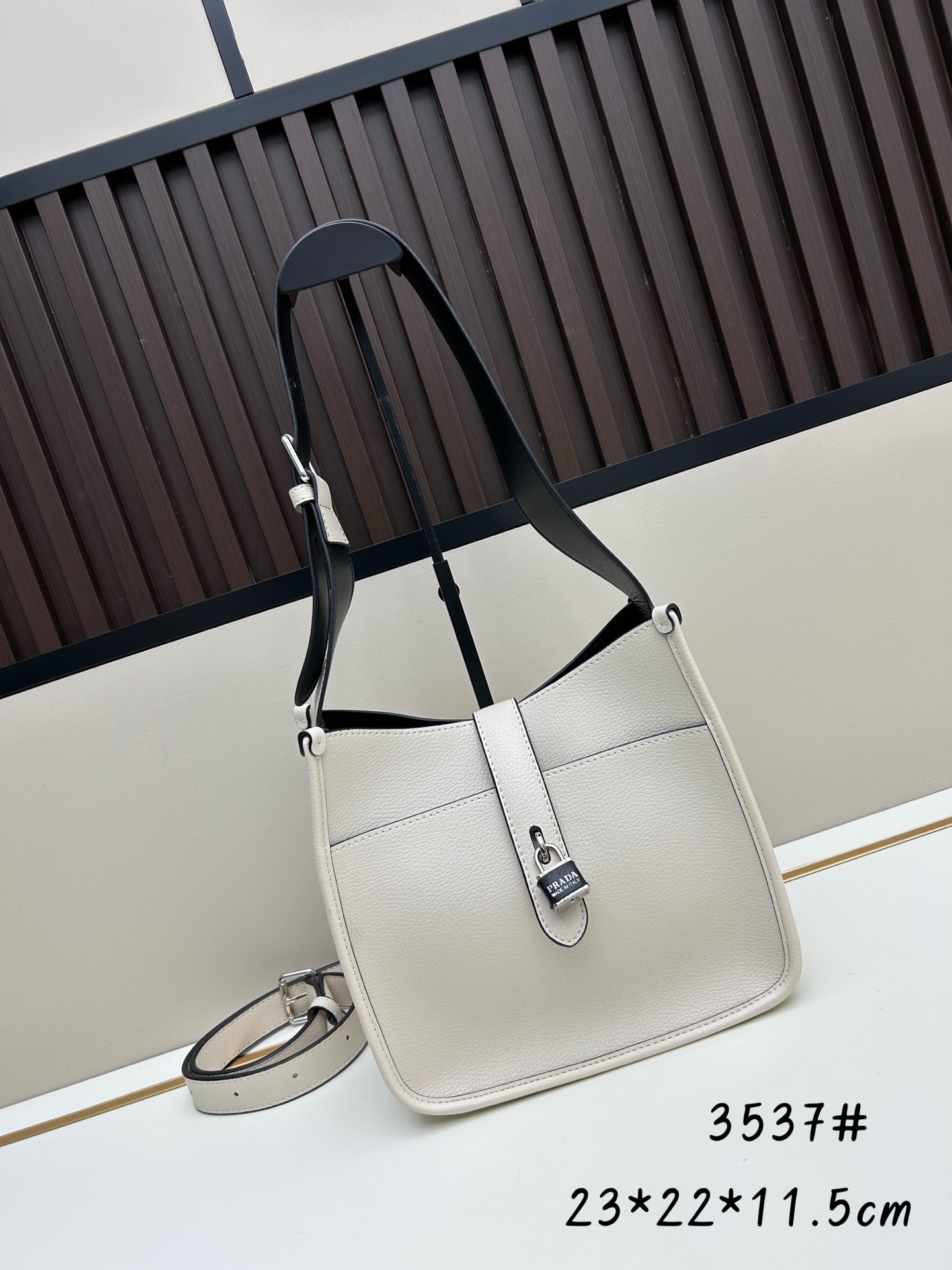 Prada black shoulder bag - Image 6