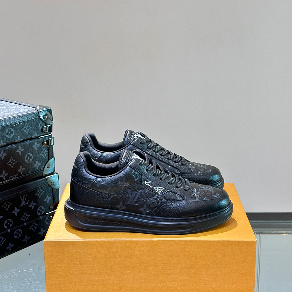 LV Beverly Hills Sneaker - Image 4