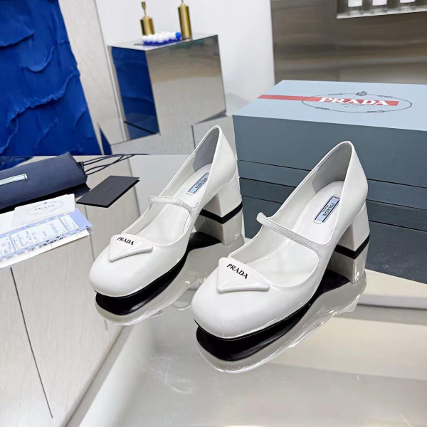 Prada  Patent Leather Medium Low 4.5CM Sandals Slide