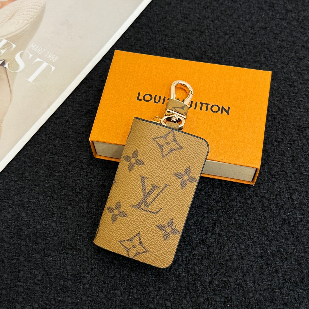 LV Keychain for car keys - Image 8