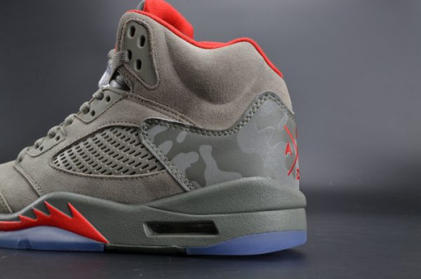 Bape x Air Jordan 5 Trophy RoomCamo university red mens 136027-051