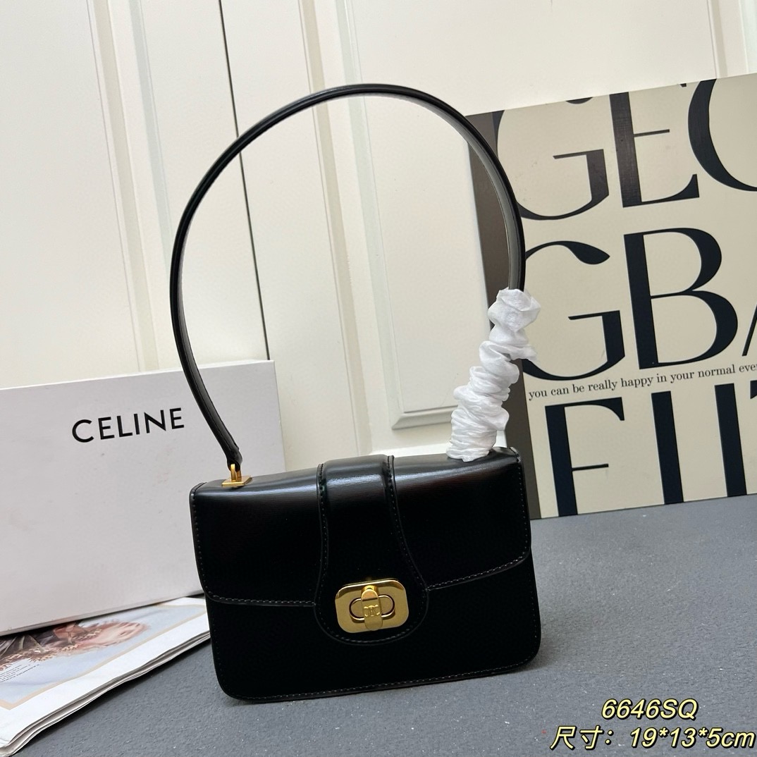CHANEL Teen Bags - Image 3
